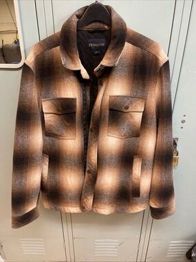 Pendleton Tan and Brown Plaid Zip and snap-Up Quilted Jacket XL